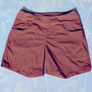 Mountain Hardwear Shorts